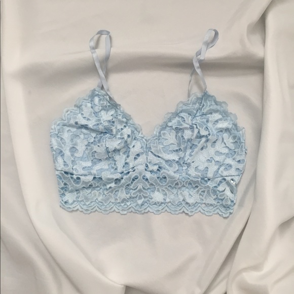 Pretty Eyelet Bralette Crop Top! - Picture 8 of 10